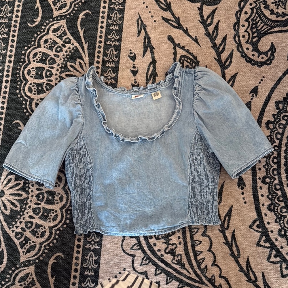 Blue Denim Levi’s crop top